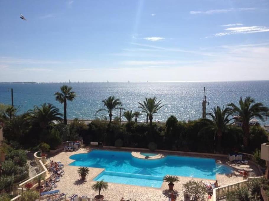Bord De Mer, Terrasse, Tout A Pieds Cannes Extérieur photo